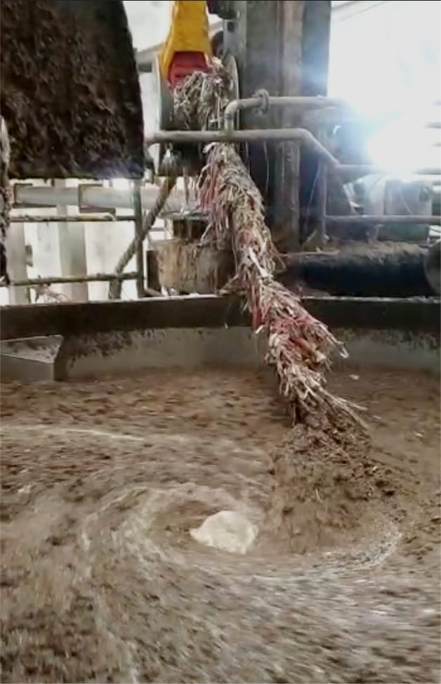 Ragger rope formation showing contaminant removal